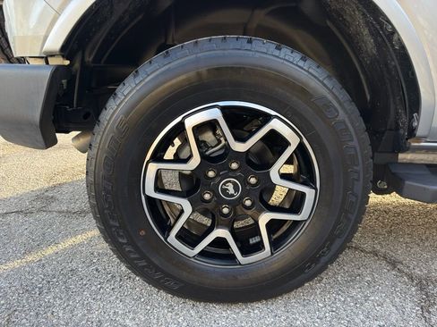 Certified 2021 Ford Bronco Outer Banks image 23