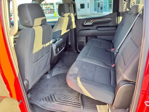 Used 2023 Chevrolet Silverado 1500 LT image 14
