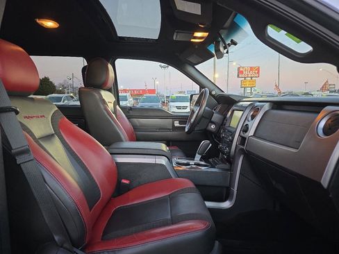 Used 2014 Ford F150 Raptor w/ Equipment Group 801A Luxury image 19