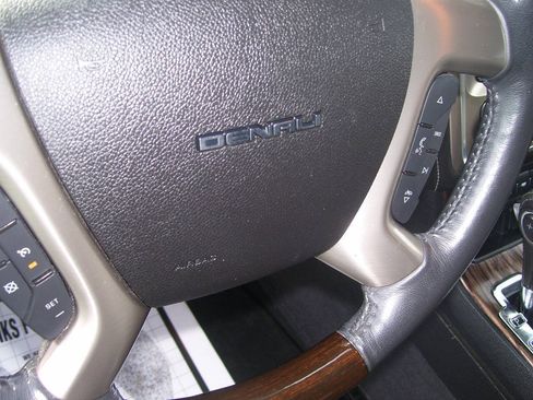 Used 2015 GMC Acadia Denali AWD/4WD image 13