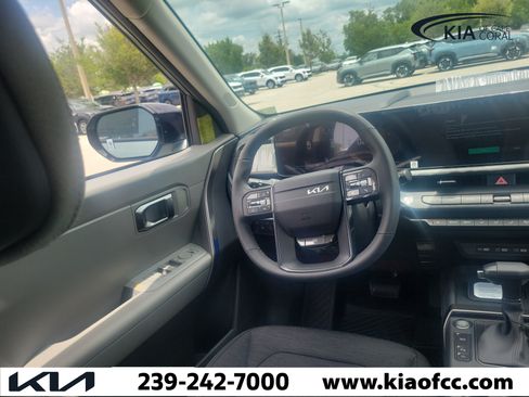 New 2027 Kia Seltos S FWD image 22