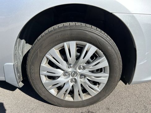 Used 2016 Nissan Sentra SV image 9