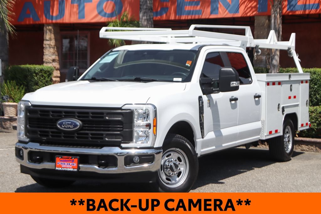 Used 2023 Ford F250 XL w/ XL Chrome Package RWD image 4