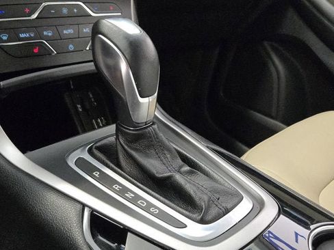 Used 2015 Ford Edge SEL w/ Equipment Group 201A AWD/4WD image 23