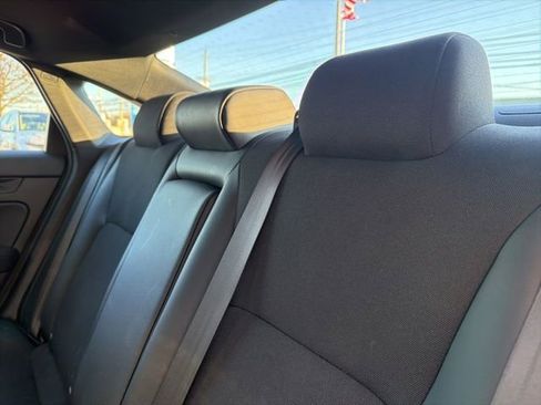 Used 2025 Honda Civic Sport image 17