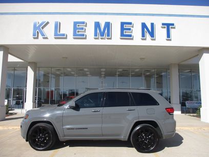 Used 2019 Jeep Grand Cherokee Altitude