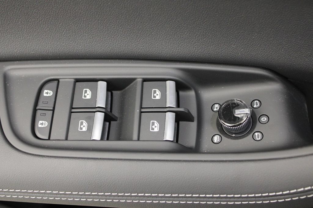 New 2027 Audi Q8 Prestige AWD/4WD image 18
