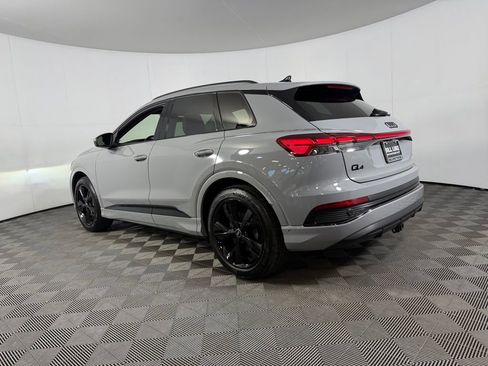 Used 2024 Audi Q4 e-tron Prestige w/ Black Optic Package AWD/4WD image 9
