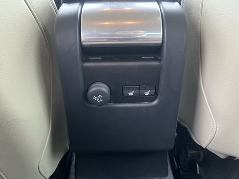 Used 2017 Volvo S60 T5 Inscription Platinum w/ Climate Package AWD/4WD image 27