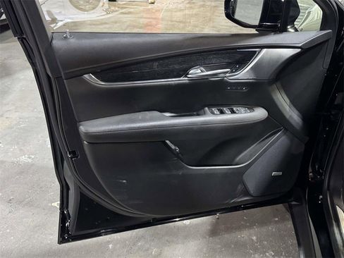 Used 2022 Cadillac XT5 Premium Luxury image 16