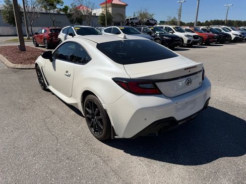 Used 2023 Toyota GR86 image 7