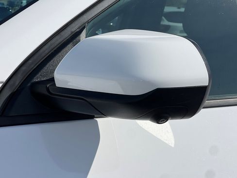 Used 2025 Chevrolet Equinox LT w/ Convenience Package II image 50