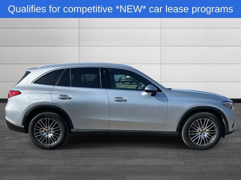 Used 2025 Mercedes-Benz GLC 300 image 3
