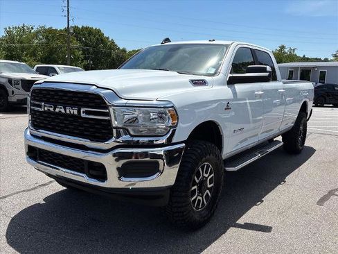 Used 2022 RAM 2500 Big Horn AWD/4WD image 4