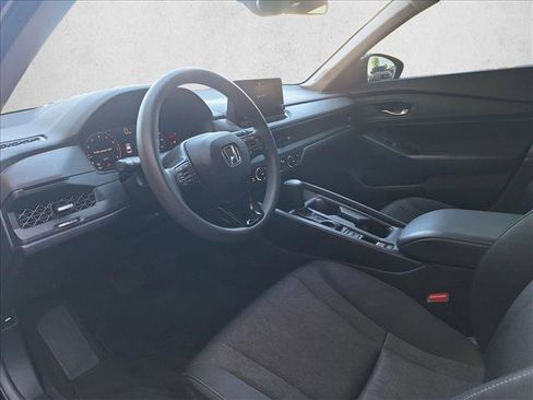 Used 2024 Honda Accord EX image 9