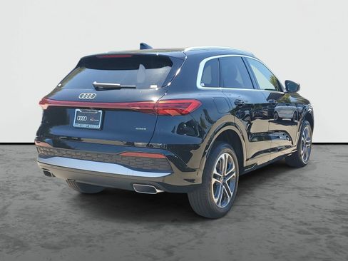 New 2026 Audi Q5 Premium AWD/4WD image 4