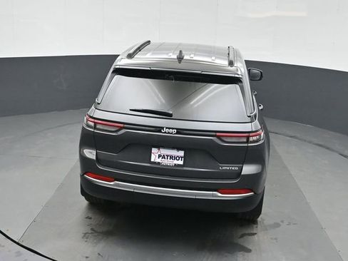 New 2026 Jeep Grand Cherokee Limited w/ Trailer Tow Package RWD image 32