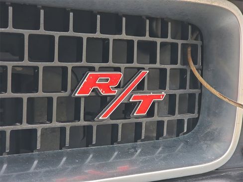 Used 2010 Dodge Challenger R/T image 33