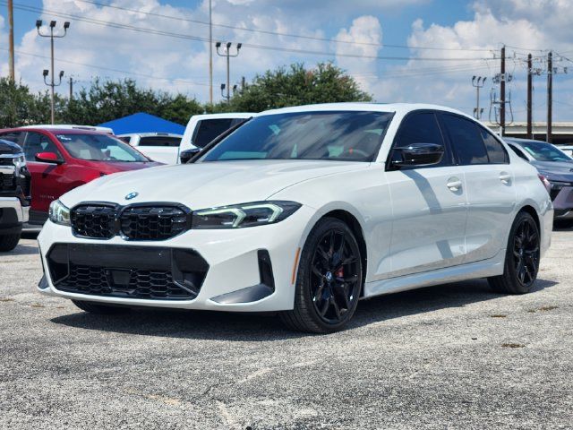Used 2025 BMW M340i w/ Premium Package RWD image 3
