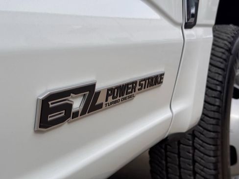 New 2025 Ford F350 XL w/ XL Chrome Package image 31