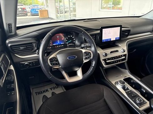 Used 2020 Ford Explorer XLT w/ Comfort Package AWD/4WD image 28