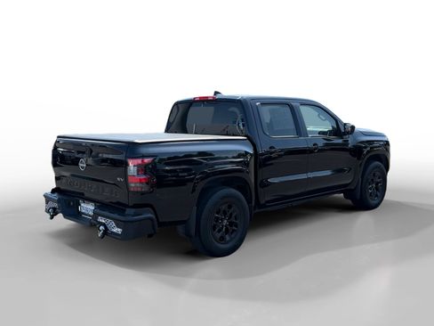 Used 2024 Nissan Frontier SV RWD image 5