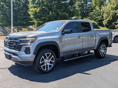 Used 2024 Chevrolet Colorado Z71 w/ Advanced Trailering Package AWD/4WD image 5