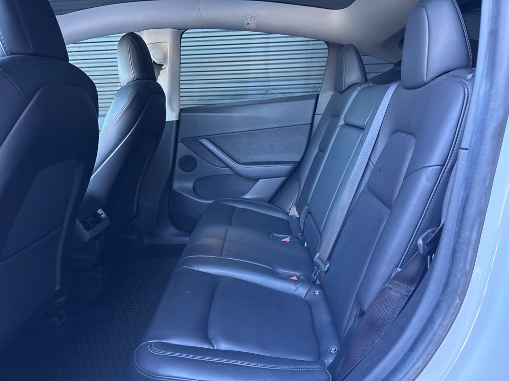 Used 2020 Tesla Model Y Long Range AWD/4WD image 8