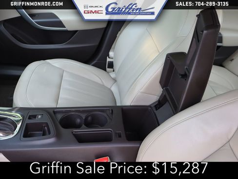 Certified 2017 Buick Regal Premium w/ Driver Confidence Package #1 FWD image 39