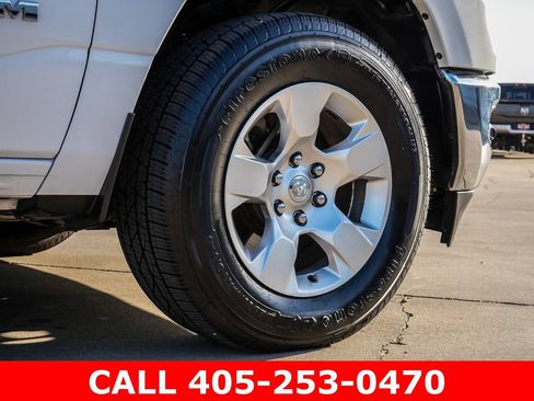 Used 2020 RAM 1500 Big Horn AWD/4WD image 9