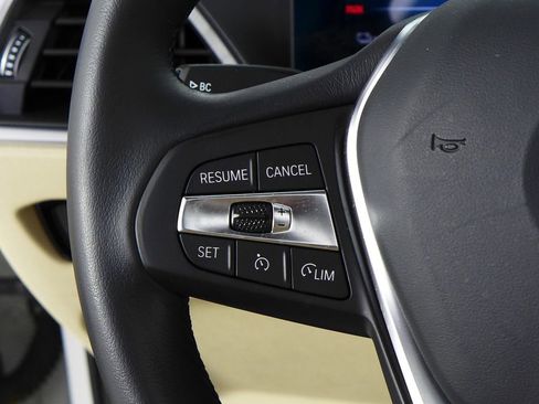 Certified 2023 BMW i4 eDrive35 RWD image 30