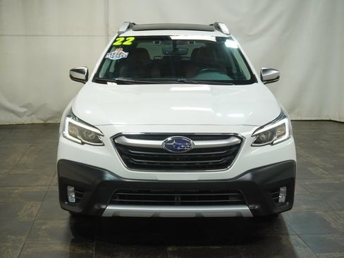 Used 2022 Subaru Outback Touring w/ Popular Package #2 AWD/4WD image 9