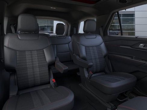 Used 2025 Ford Explorer ST-Line w/ Premium Package image 11