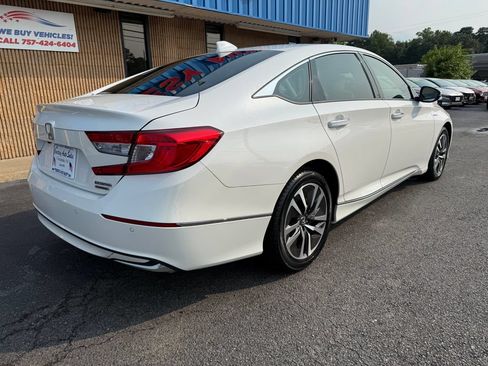 Used 2020 Honda Accord Touring image 7
