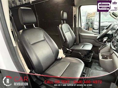 Used 2024 Ford Transit 250 148 High Roof AWD image 26