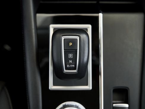 Used 2024 Mitsubishi Outlander SE image 44