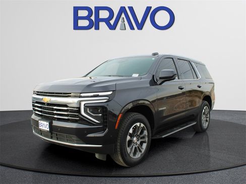Used 2025 Chevrolet Tahoe LT image 9