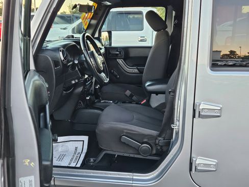 Used 2017 Jeep Wrangler Unlimited Sport w/ Connectivity Group image 11