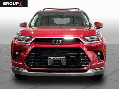 Certified 2024 Toyota Grand Highlander AWD image 4