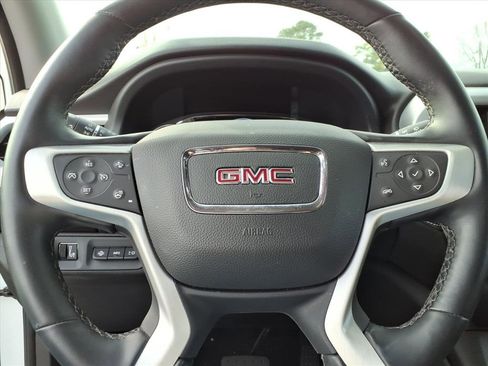 Used 2023 GMC Acadia SLT w/ Elevation Edition image 28