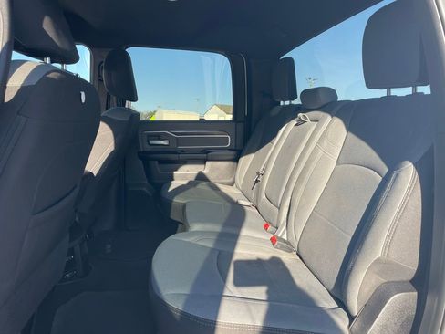 Used 2023 RAM 2500 Big Horn w/ Level 1 Equipment Group image 8