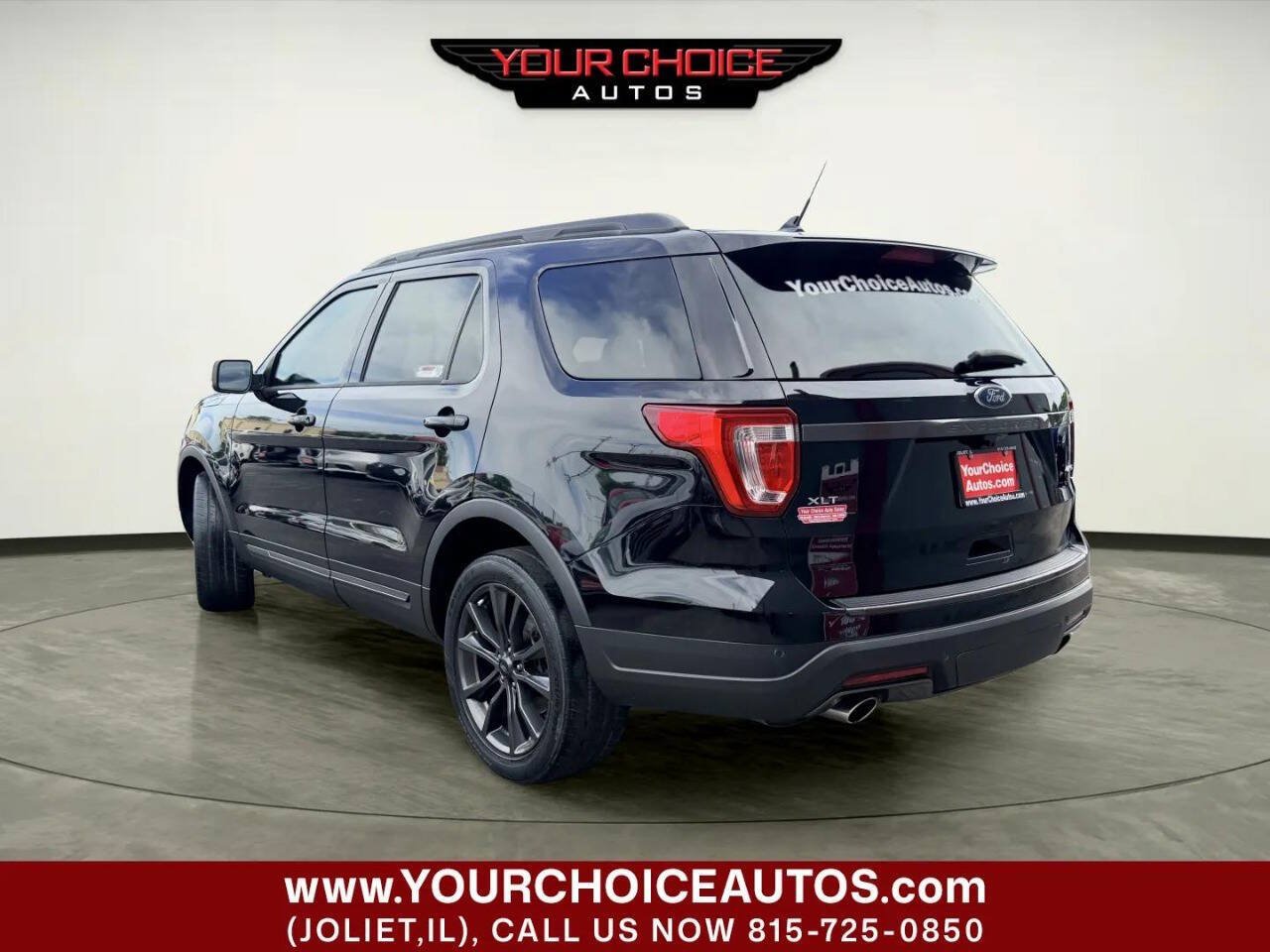Used 2018 Ford Explorer XLT w/ XLT Appearance Package AWD/4WD image 5