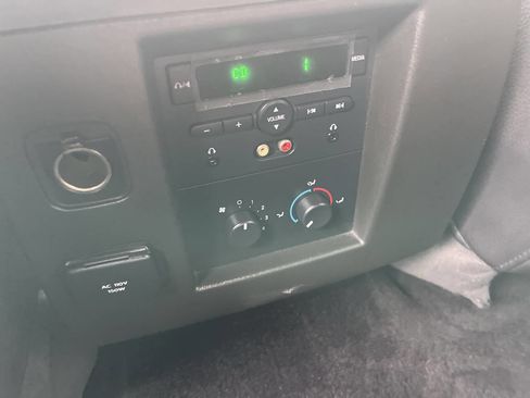 Used 2012 Ford Expedition XLT image 35