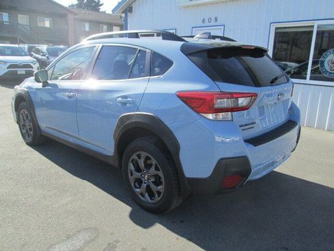 Used 2022 Subaru Crosstrek 2.5i Sport w/ Moonroof Package image 3