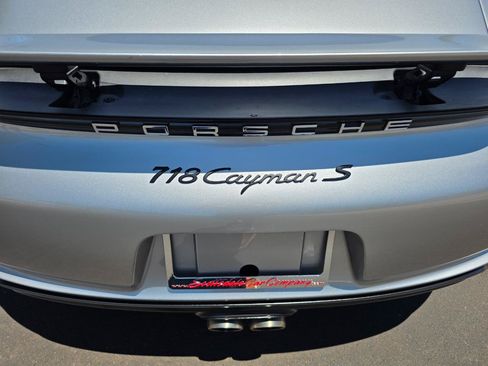 Used 2017 Porsche 718 Cayman S RWD image 26