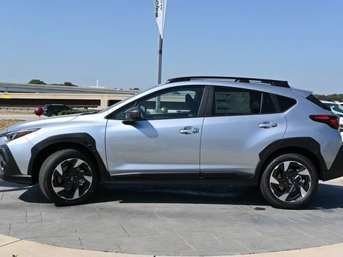 New 2025 Subaru Crosstrek 2.5i Limited w/ Crosstrek Mirror Package image 6