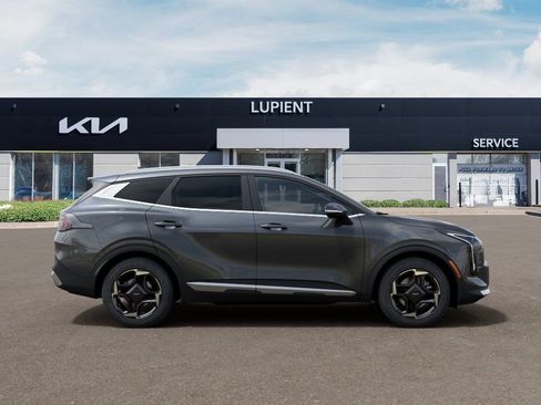 New 2026 Kia Sportage EX AWD/4WD image 9