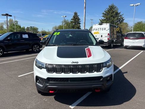Used 2022 Jeep Compass Trailhawk w/ Trailhawk Convenience Group AWD/4WD image 5