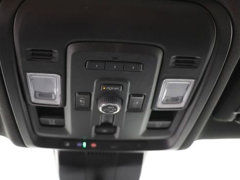 Used 2024 Chevrolet Tahoe High Country w/ Advanced Technology Package image 35