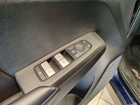 Used 2025 Mitsubishi Outlander SE image 11